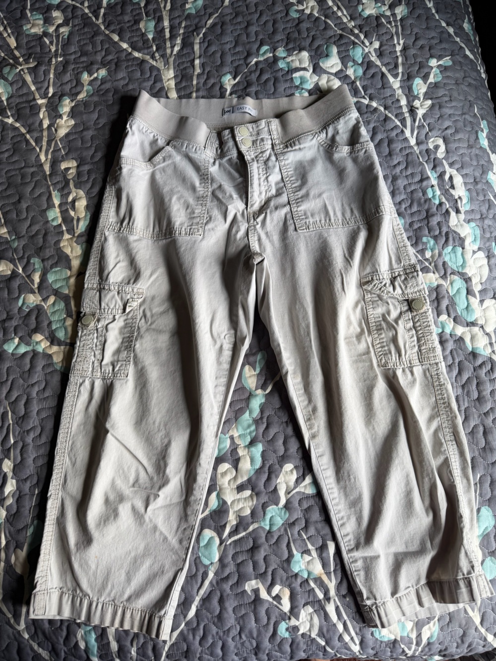 Lee Women's Light Gray Cargo Capris - Utility Pocket Detail